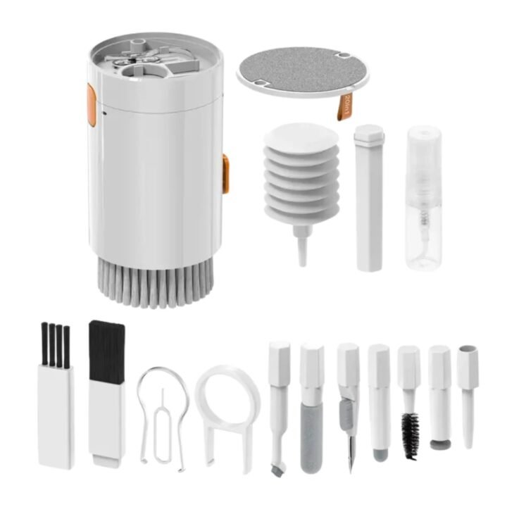 Kit de limpieza electrónico cilíndrico color blanco con accesorios de precisión para audífonos, teclados y pantallas.